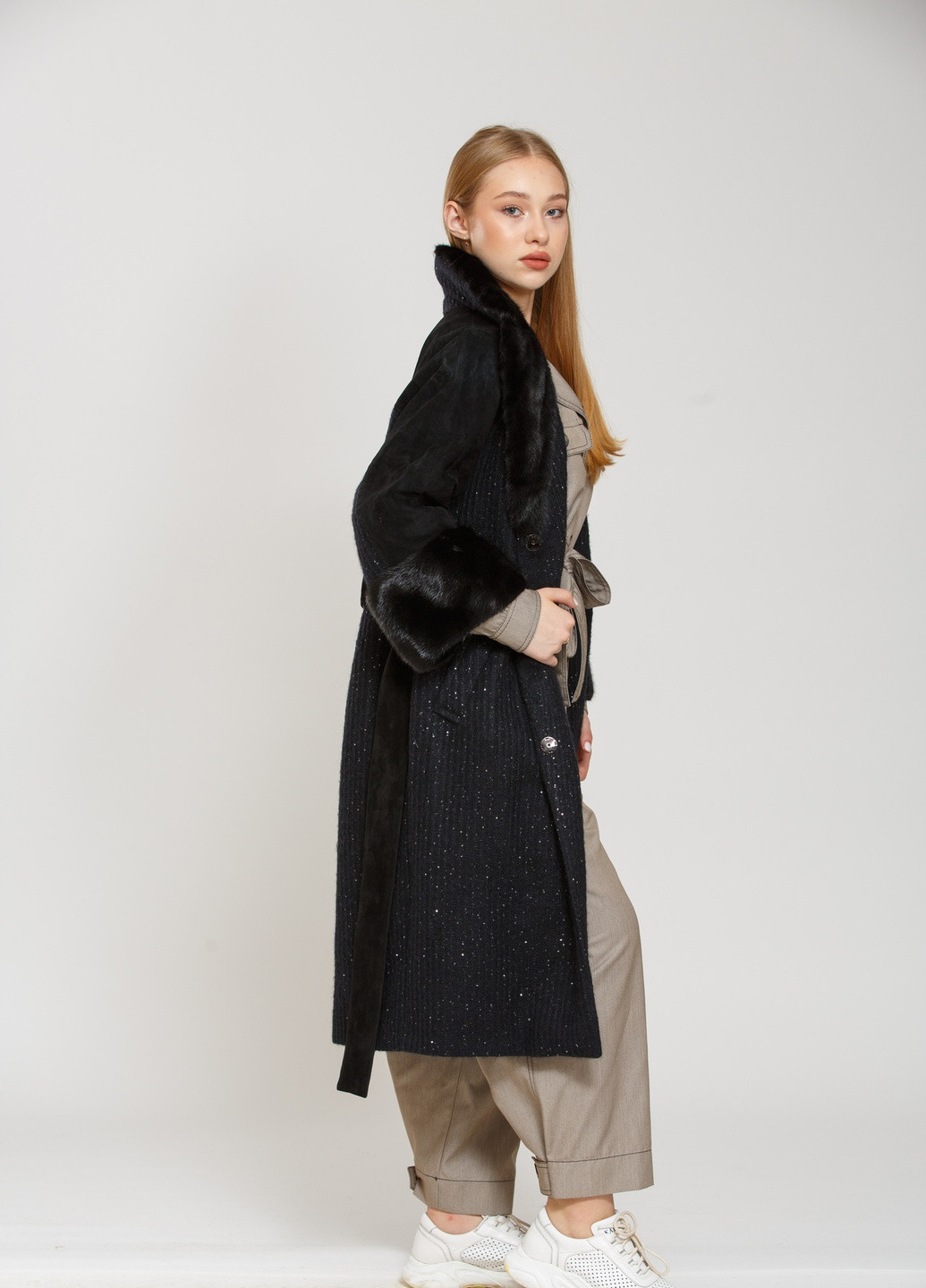 Черное демисезонное Пальто (Quarante) Черный Donna Bacconi