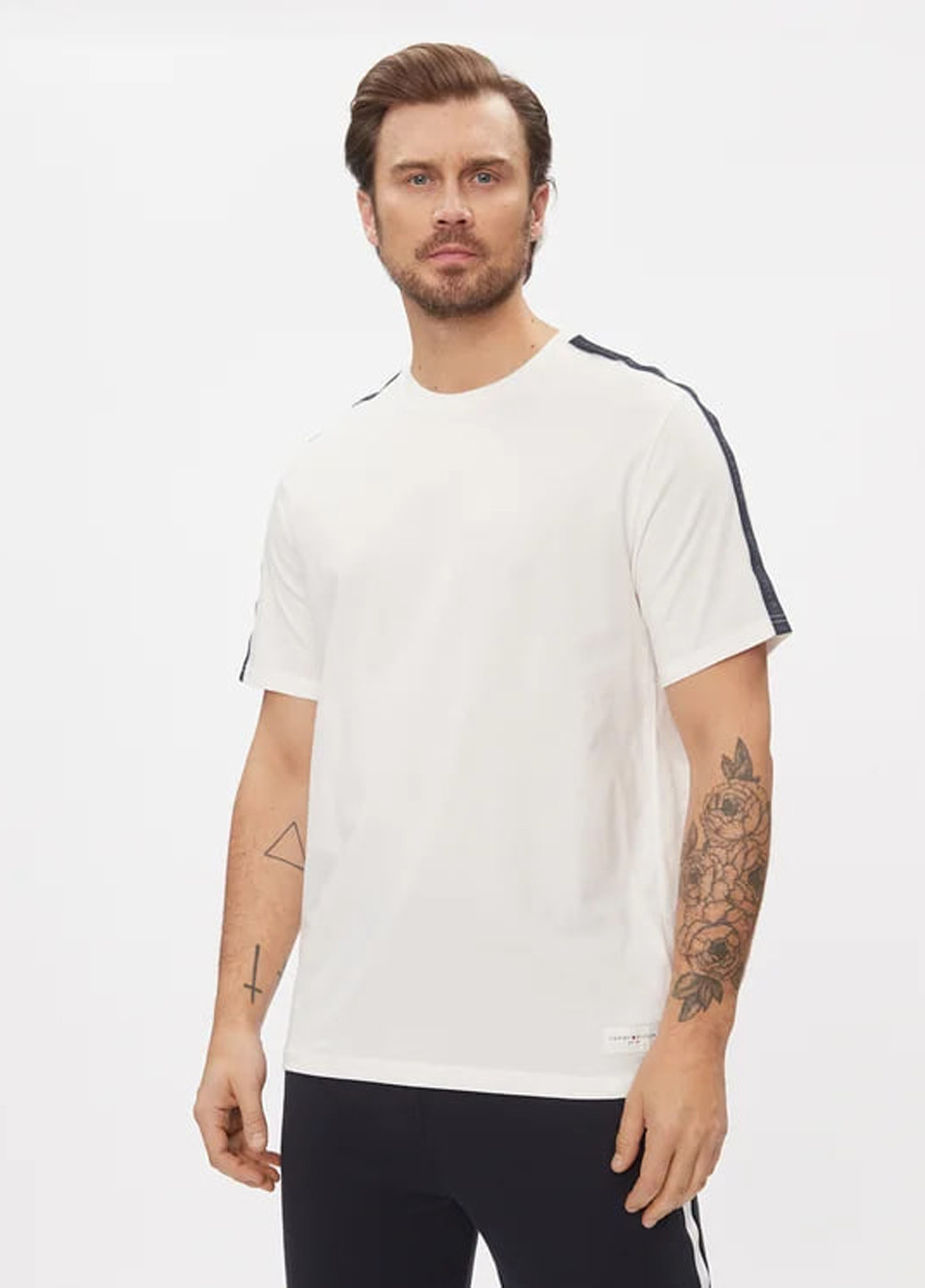 Молочная футболка Tommy Hilfiger