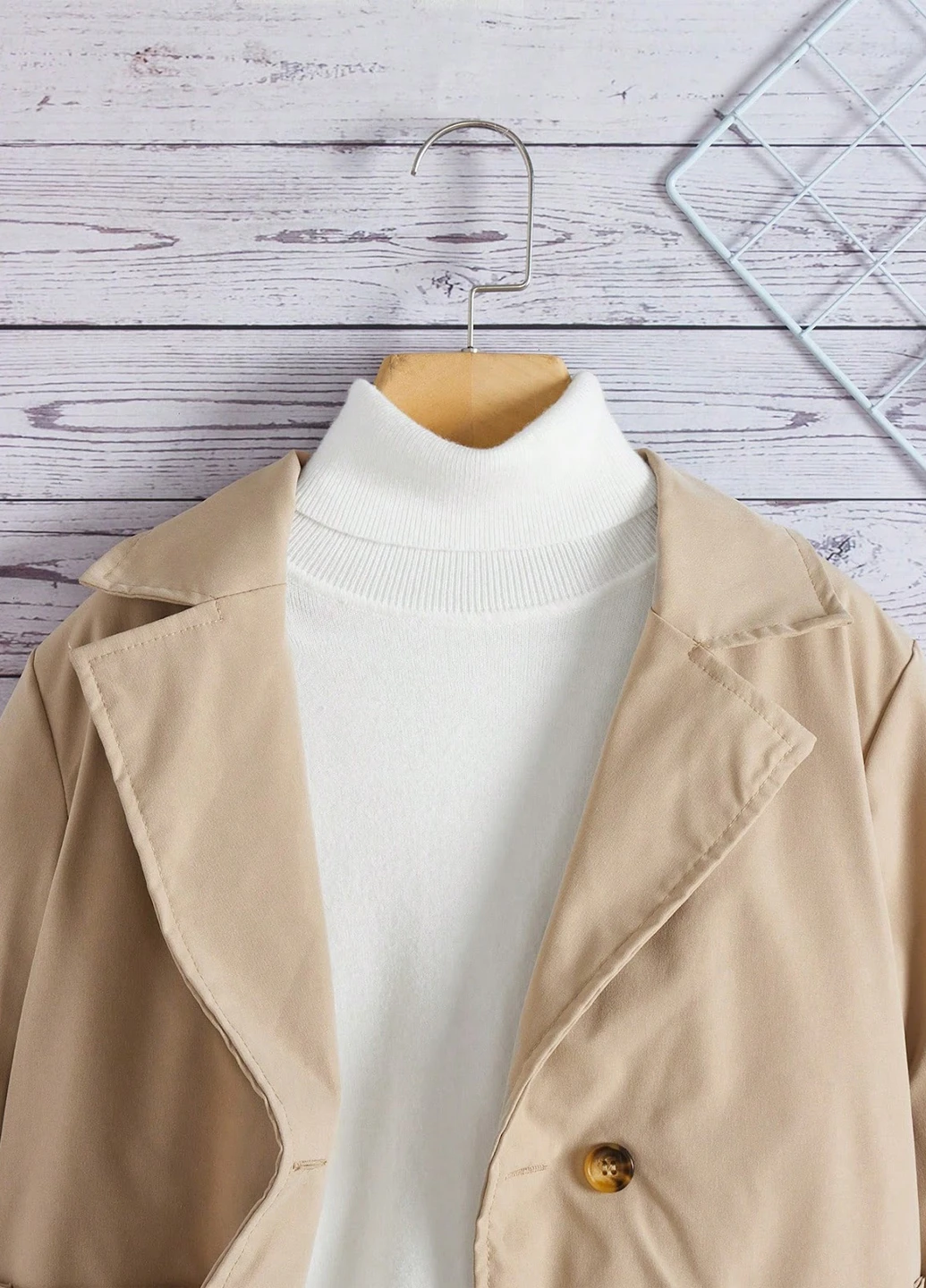Бежевая демисезонная куртка SHEIN