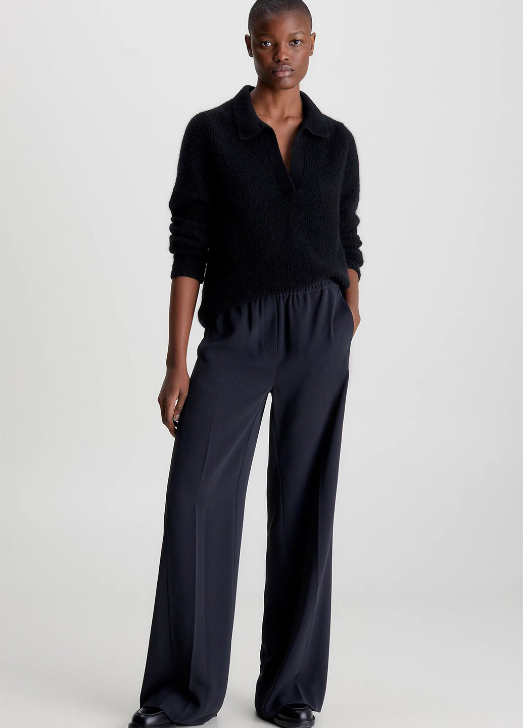 Чорний зимовий светр Calvin Klein