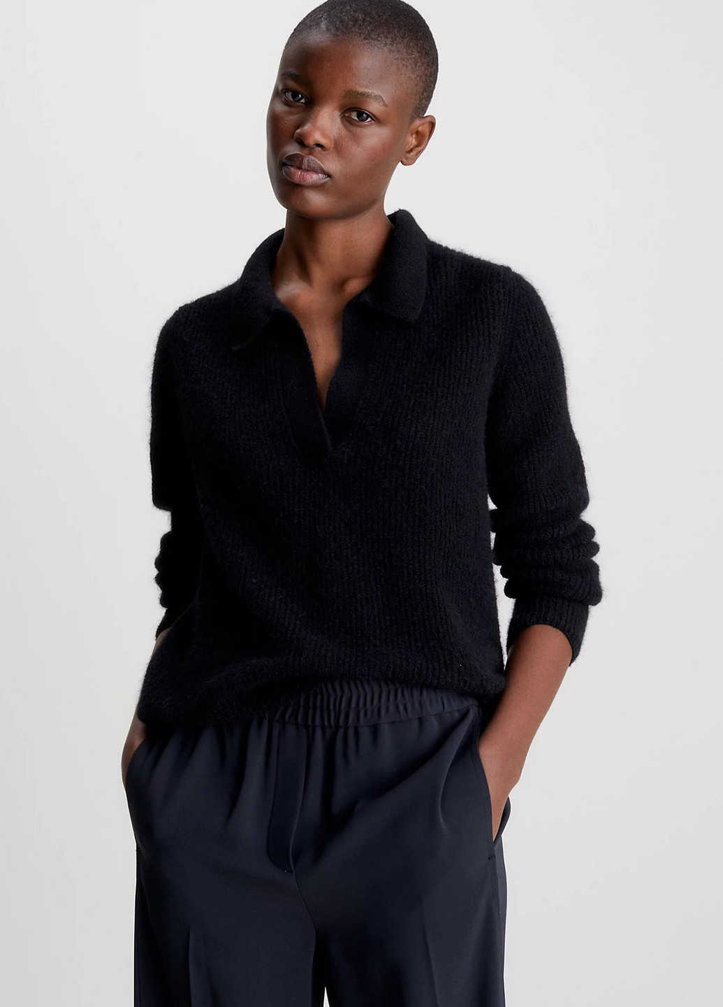 Чорний зимовий светр Calvin Klein