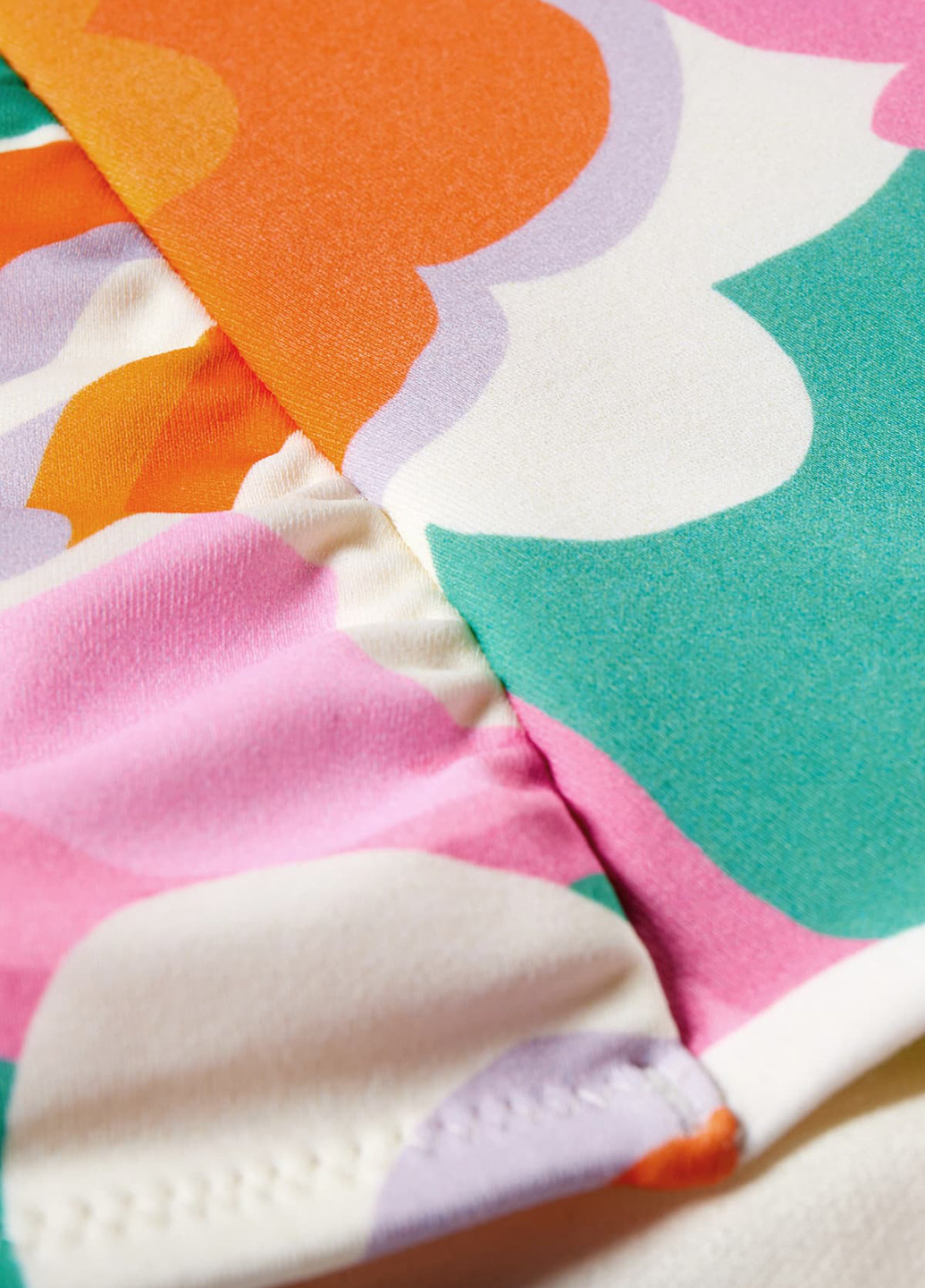 Цветные купальные трусики-плавки с цветочным принтом C&A