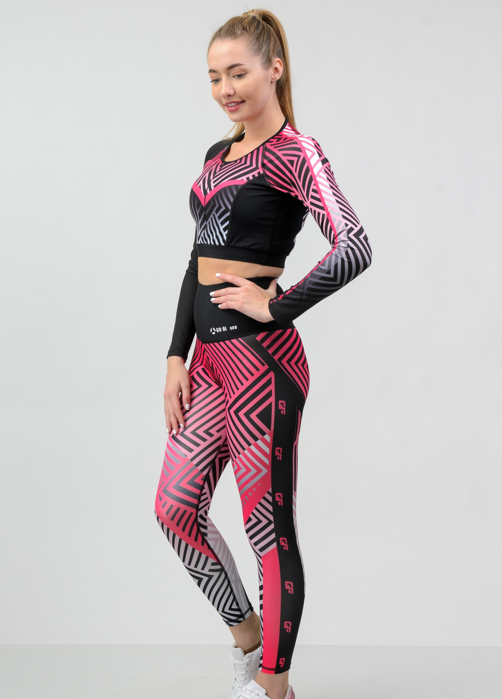 Женский спортивный костюм (комплект: рашгард + леггинсы) для занятий спортом GF SPORT брючный орнамент чёрный спортивный полиэстер