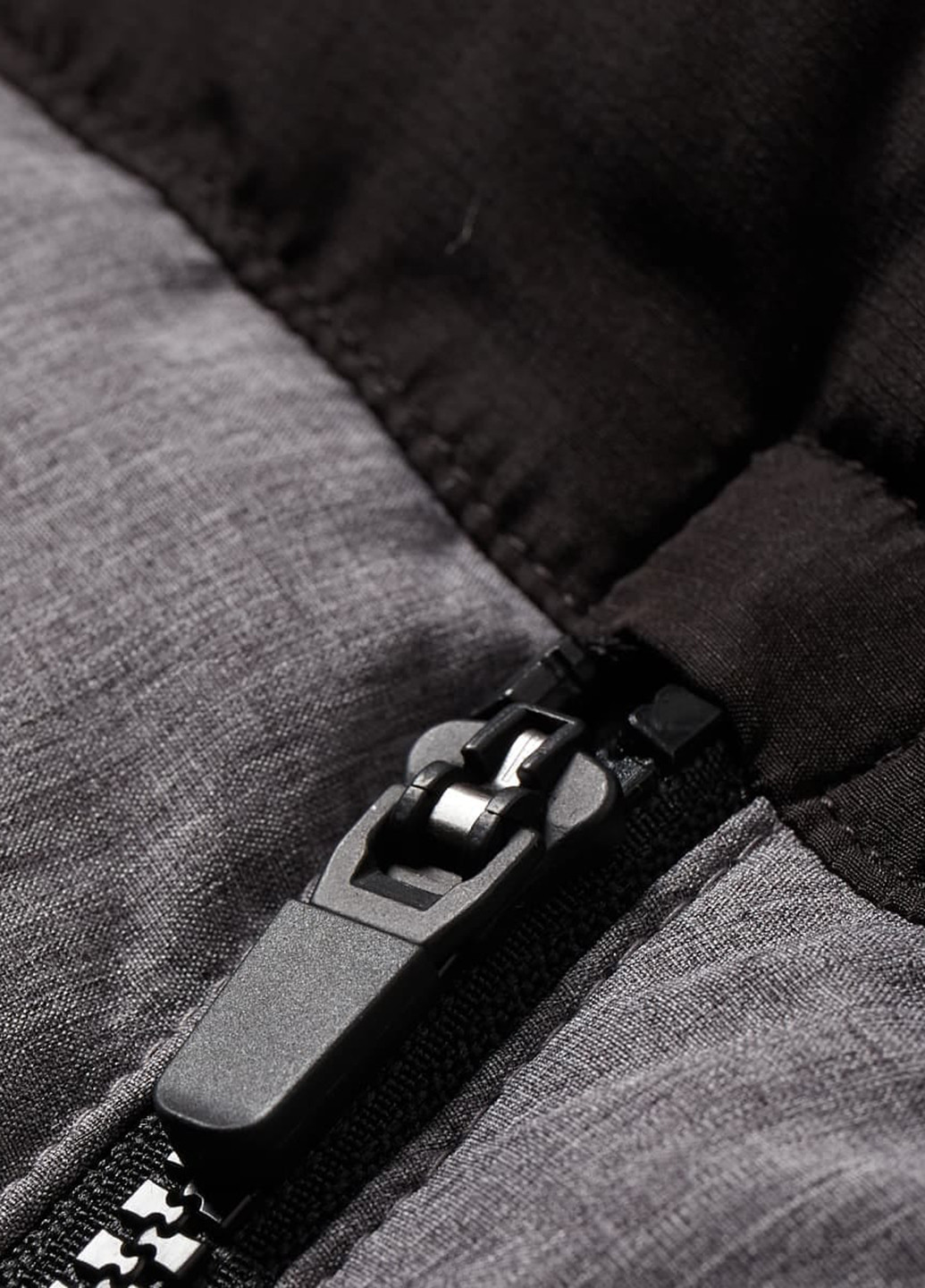 Серая демисезонная куртка Clockhouse