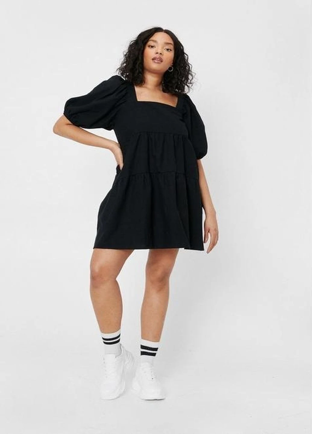 Чорна кежуал сукня Nasty Gal однотонна