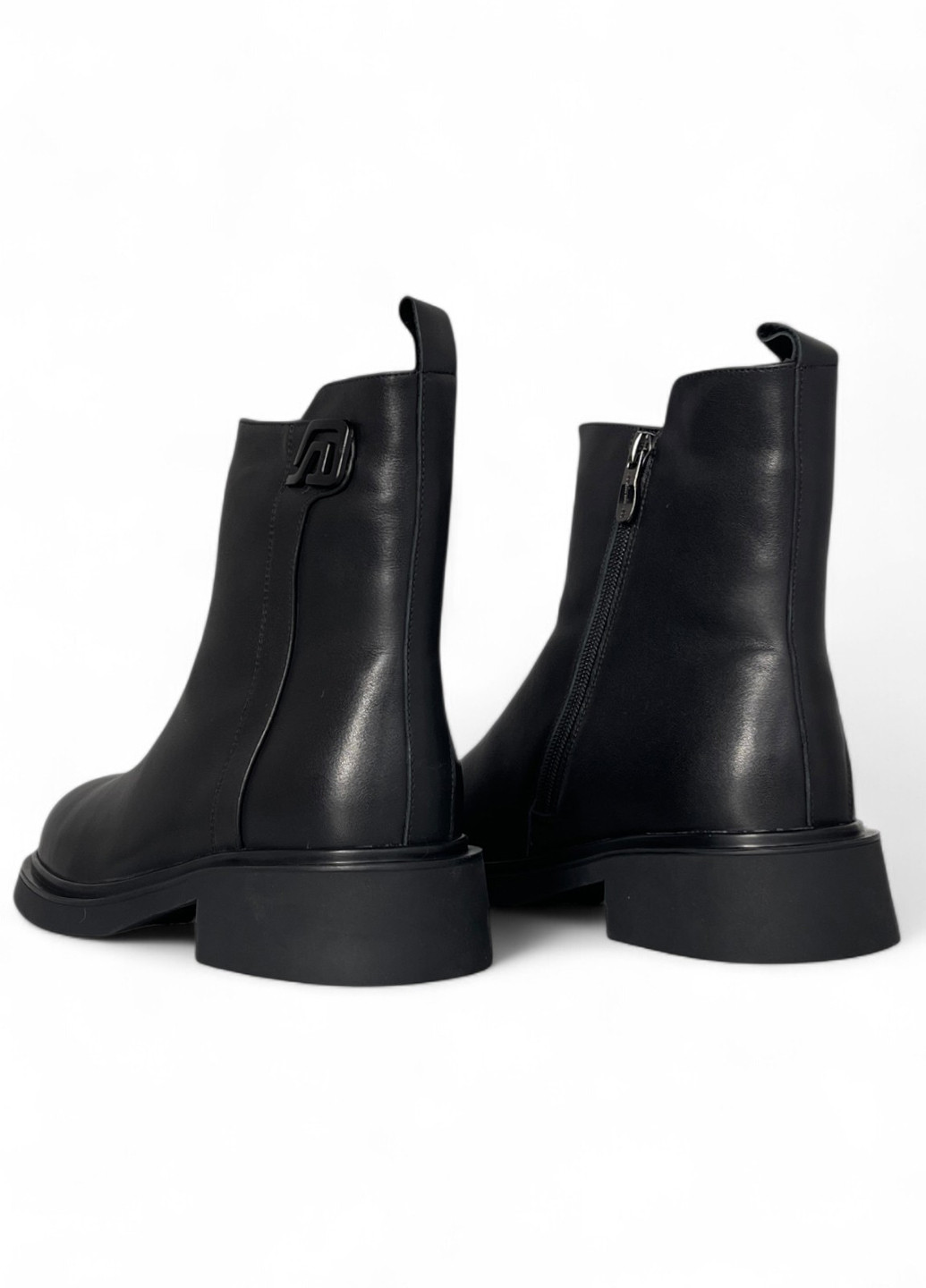 Зимние ботинки Melanda.M без декора