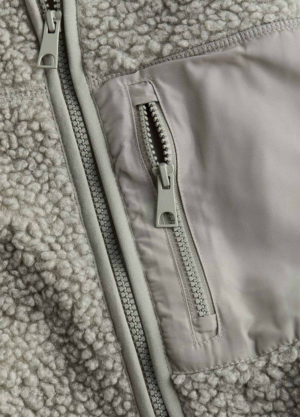 Сіро-зелена демісезонна куртка H&M