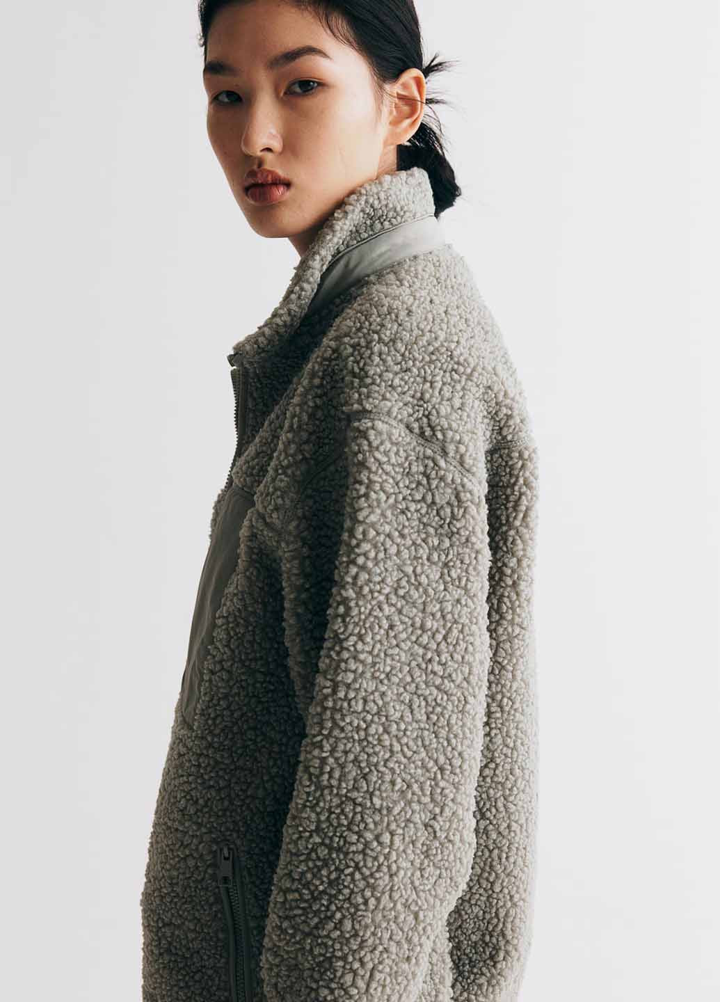 Сіро-зелена демісезонна куртка H&M