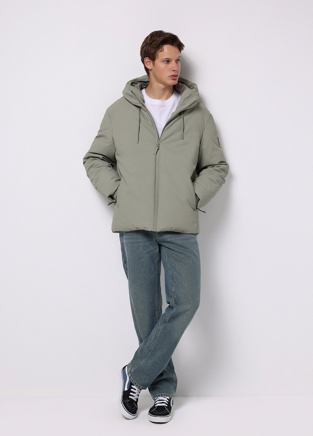 Серая зимняя куртка Colin's