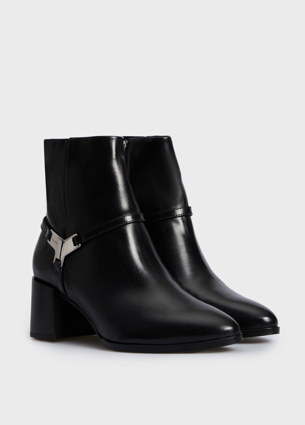 Осенние ботинки Calvin Klein с логотипом