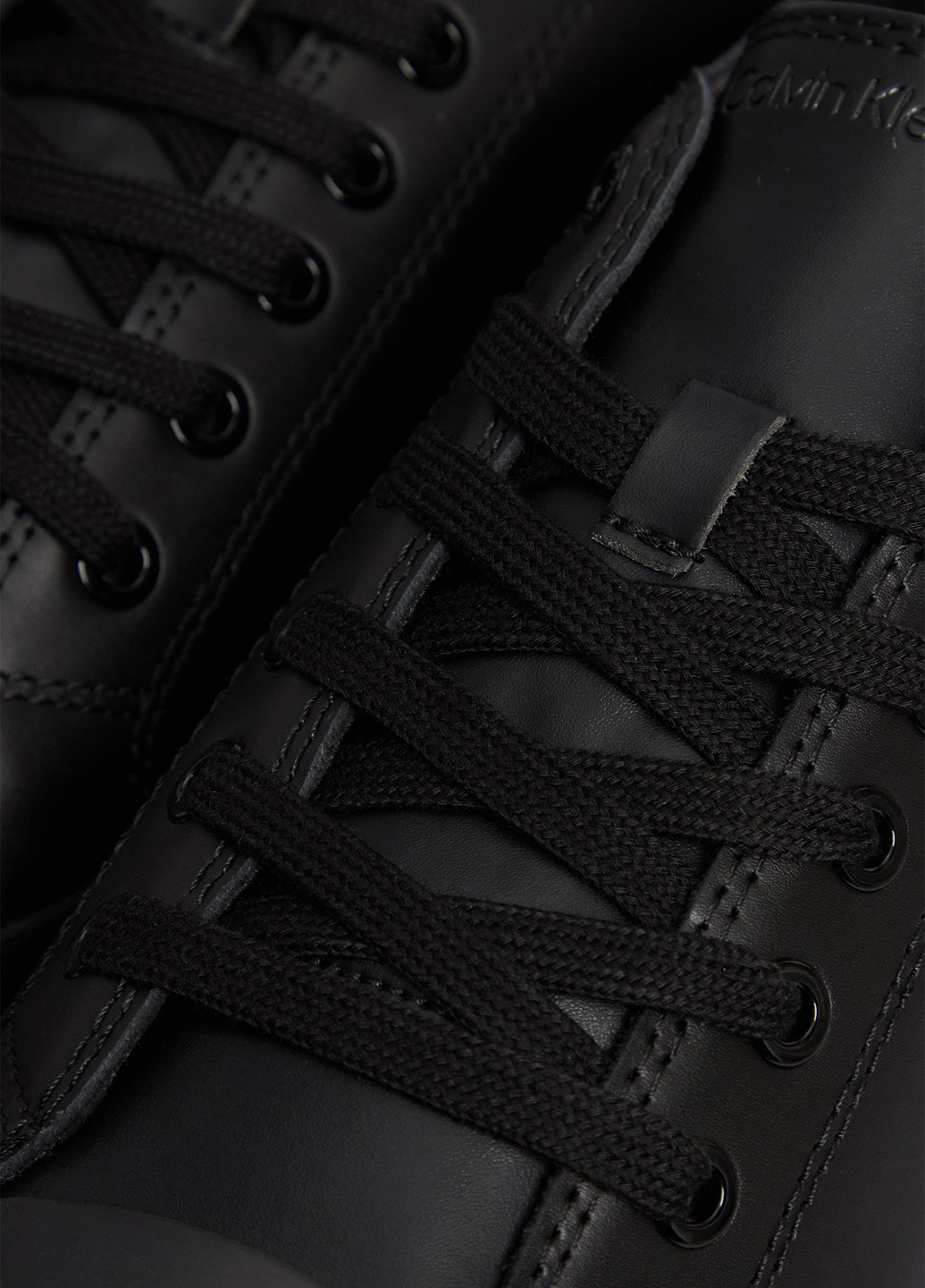 Черные всесезонные кроссовки Calvin Klein Jeans