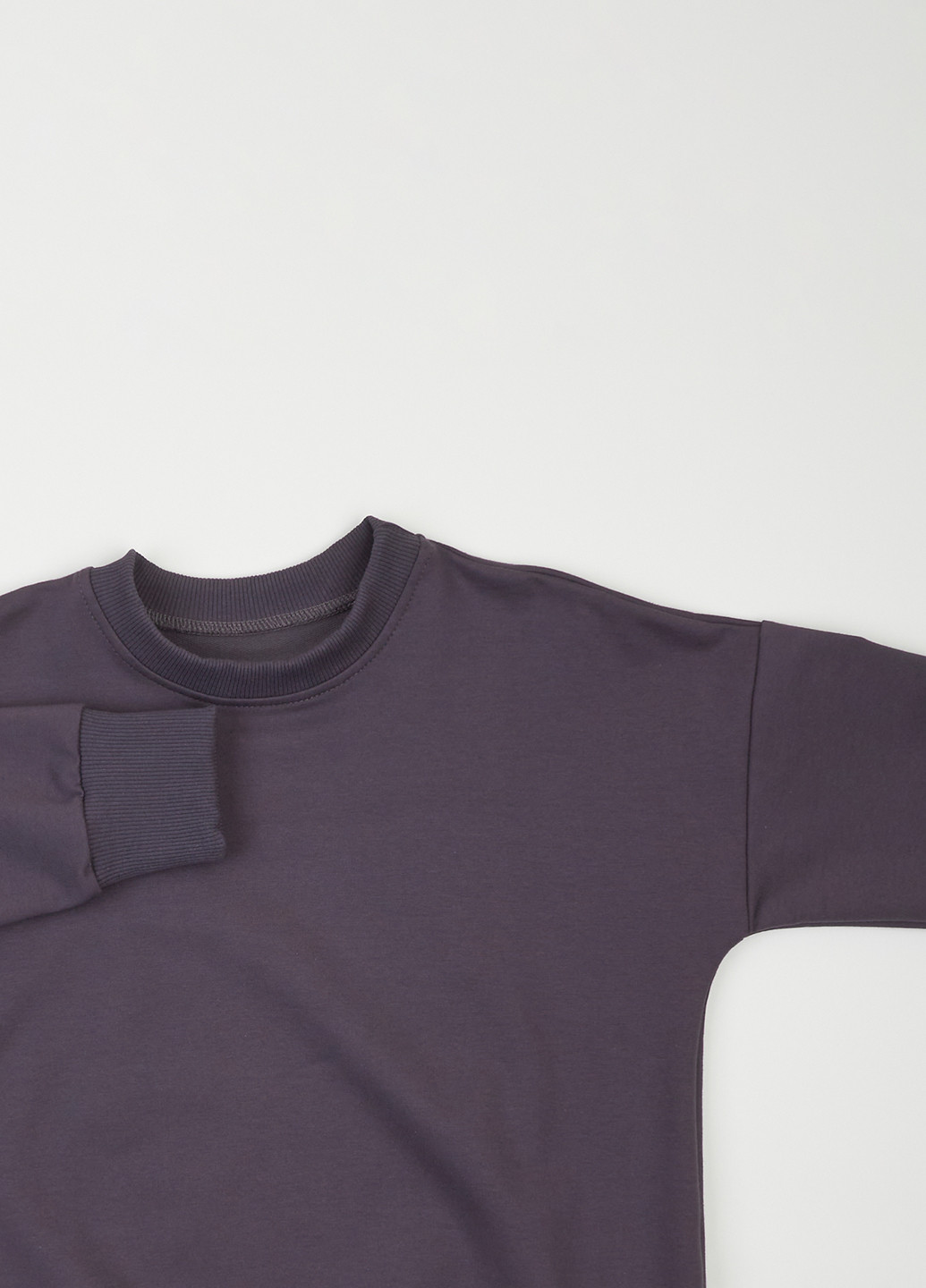 Темно-серый свитшот Фламинго однотонный без декора (303403259)