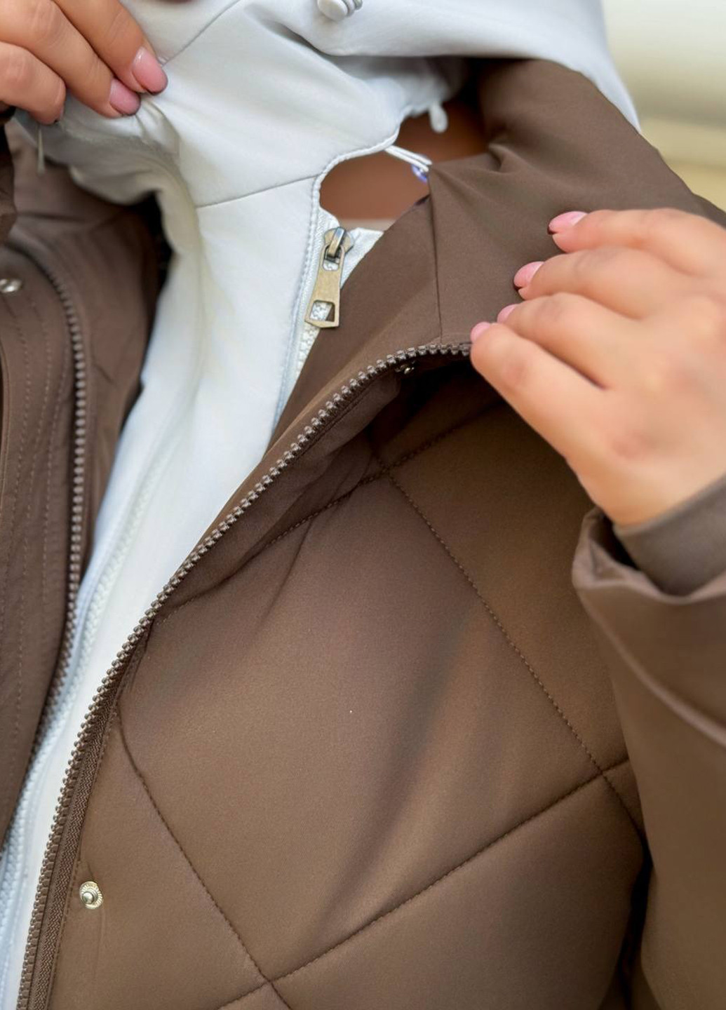 Коричнева зимня куртка No Brand