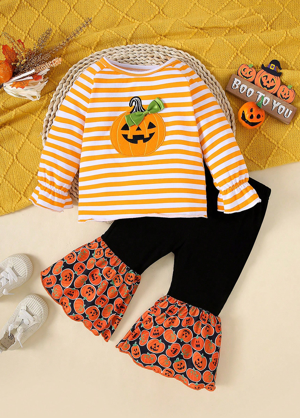 Комбинированный демисезонный костюм (свитшот, брюки) брючный SHEIN