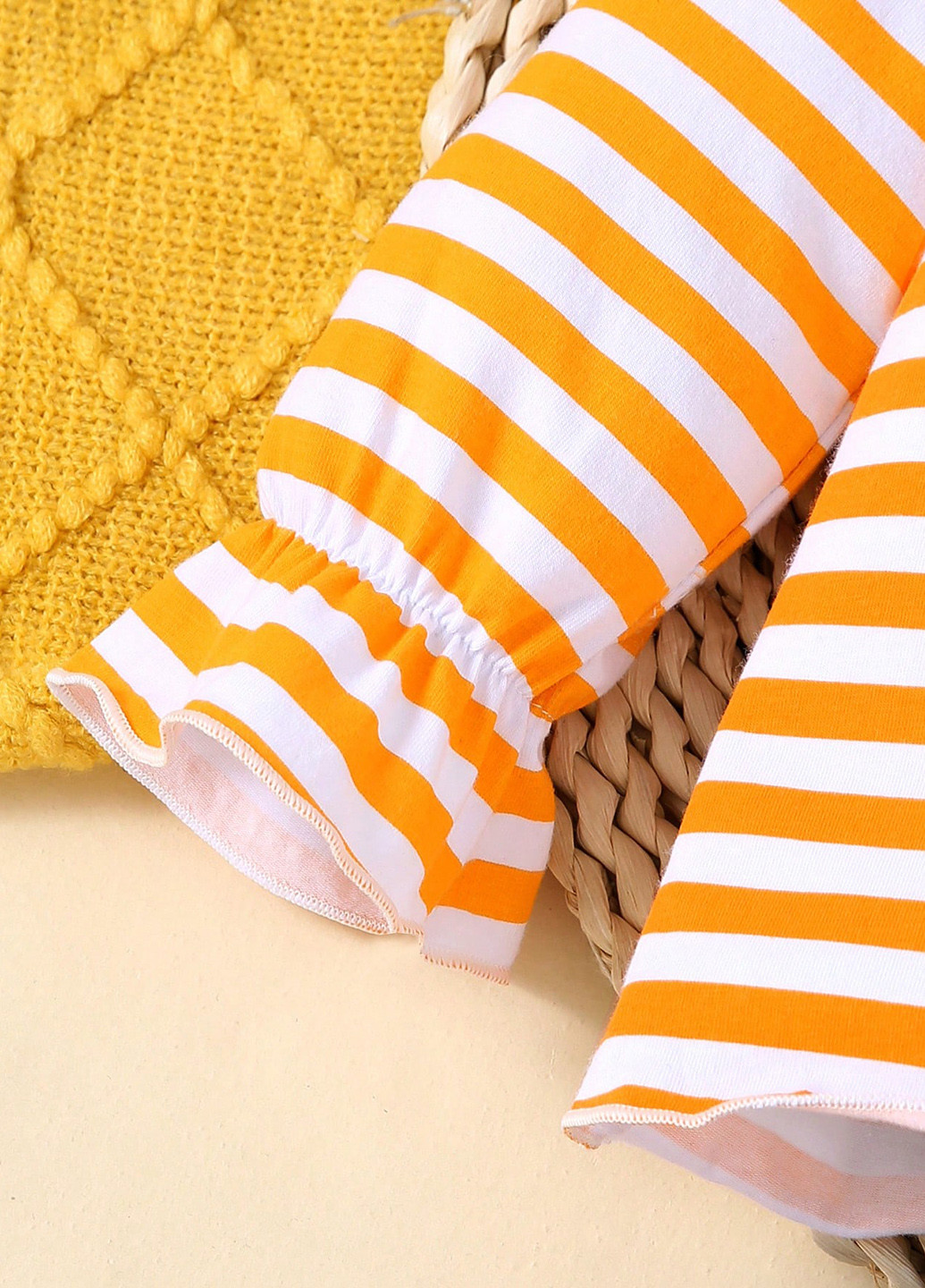 Комбинированный демисезонный костюм (свитшот, брюки) брючный SHEIN