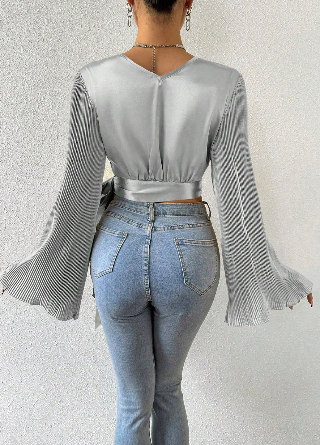 Серебряная блуза на запах SHEIN