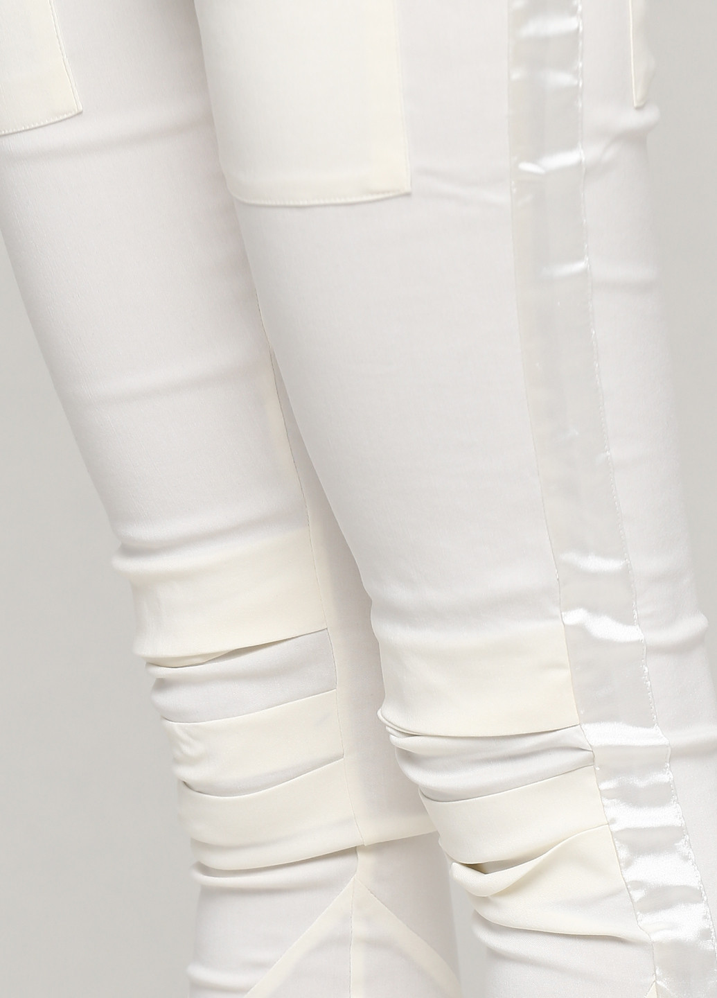 Белые кэжуал демисезонные зауженные брюки NU DENMARK