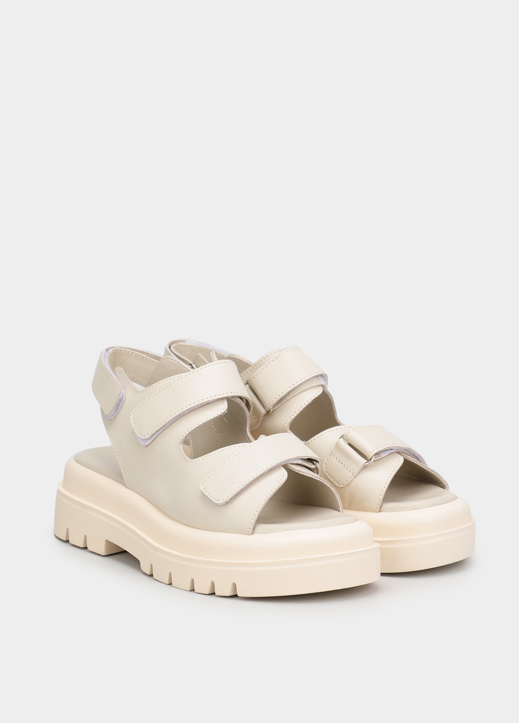 Молочные босоножки Braska на липучке на тракторной подошве