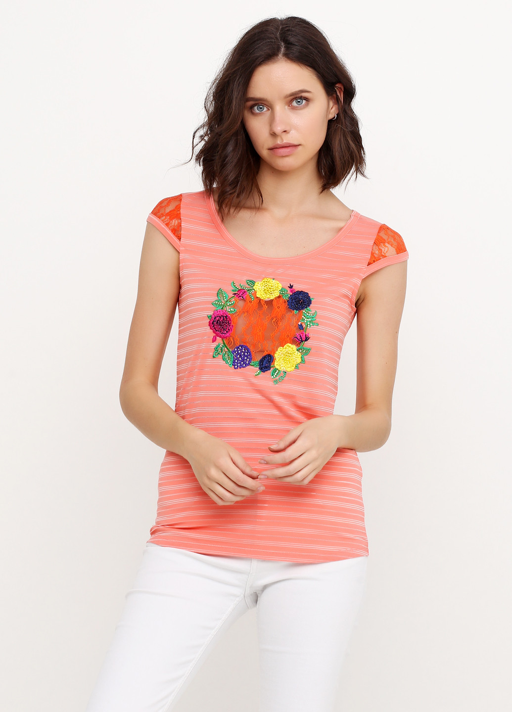 Персиковая летняя футболка Sassofono