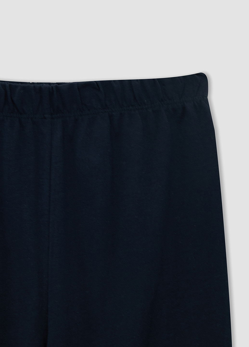 Комбінована всесезон піжами (лонгслів, штани) лонгслив + брюки DeFacto Пижама