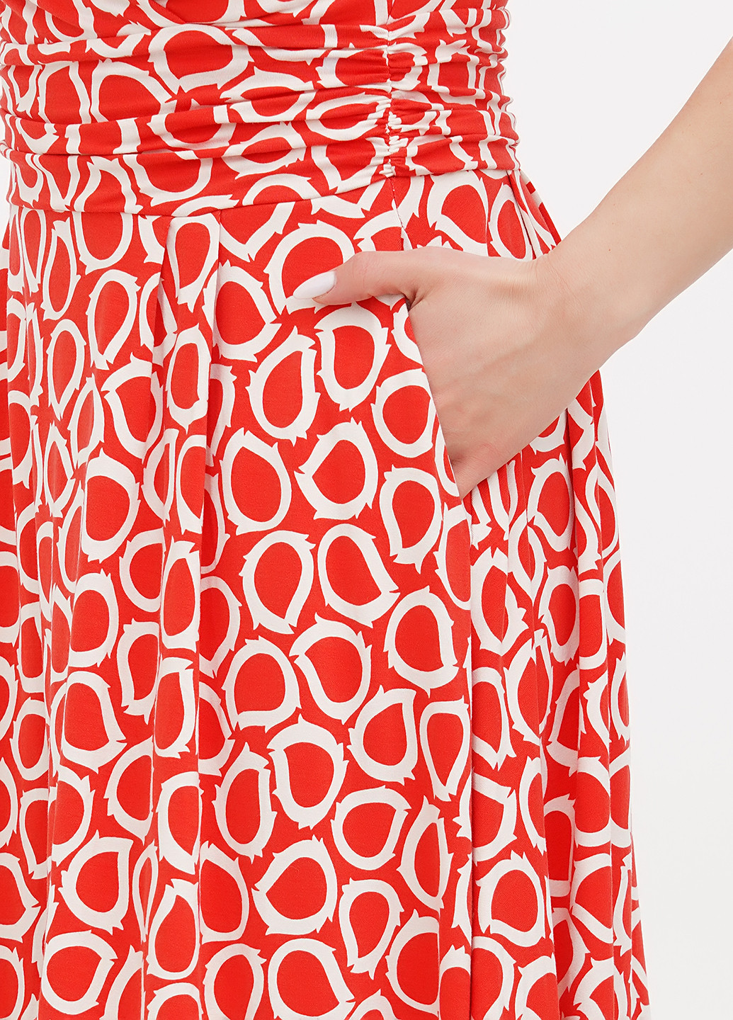 Красное кэжуал платье на запах Boden с абстрактным узором