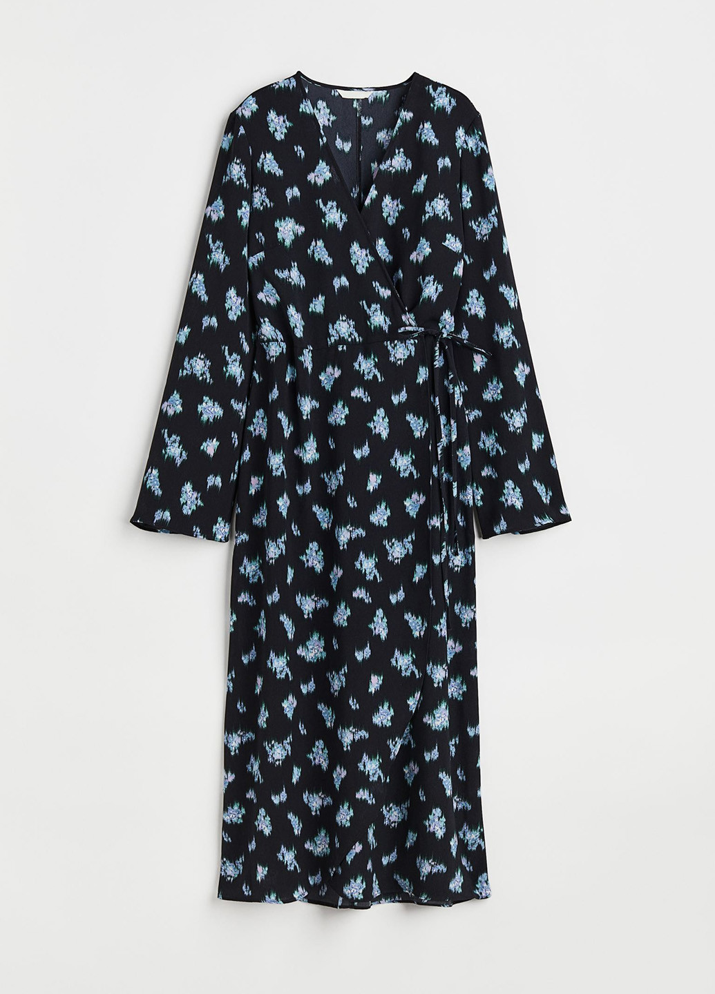 Черное кэжуал платье на запах H&M с цветочным принтом