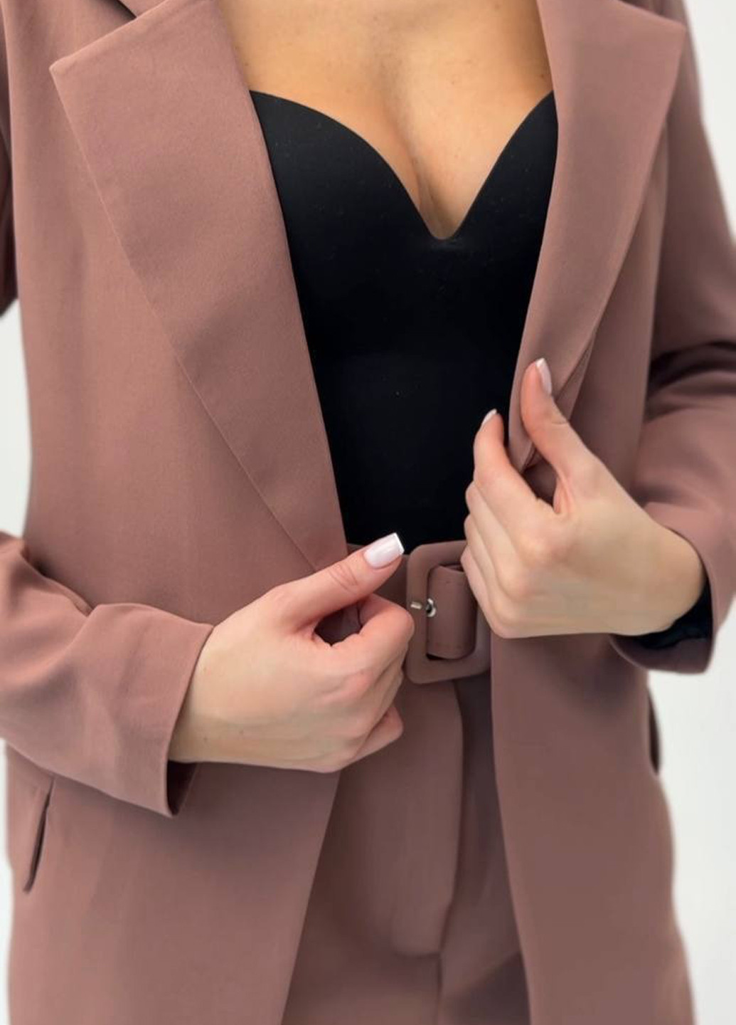 Бежевый женский жакет Fashion однотонный - всесезон