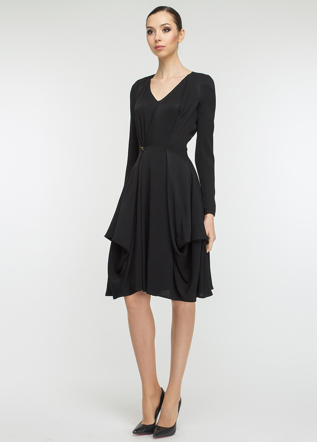 Черное кэжуал платье с длинным рукавом BGL однотонное
