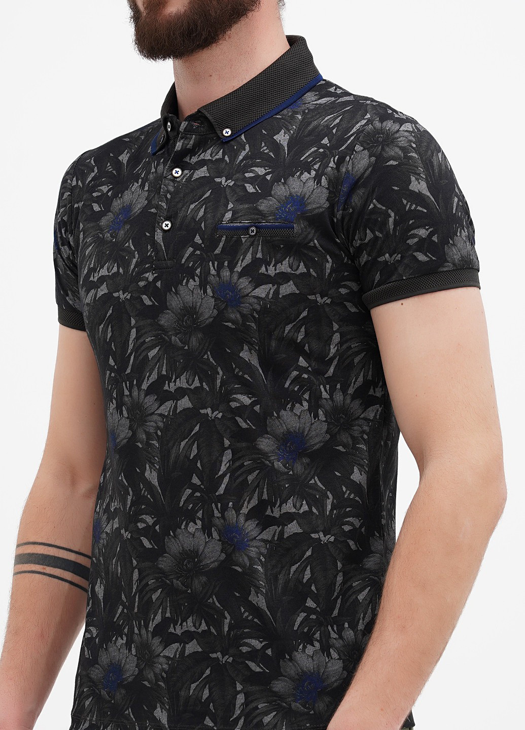 Оливковая (хаки) футболка-поло для мужчин Benson & Cherry с цветочным принтом