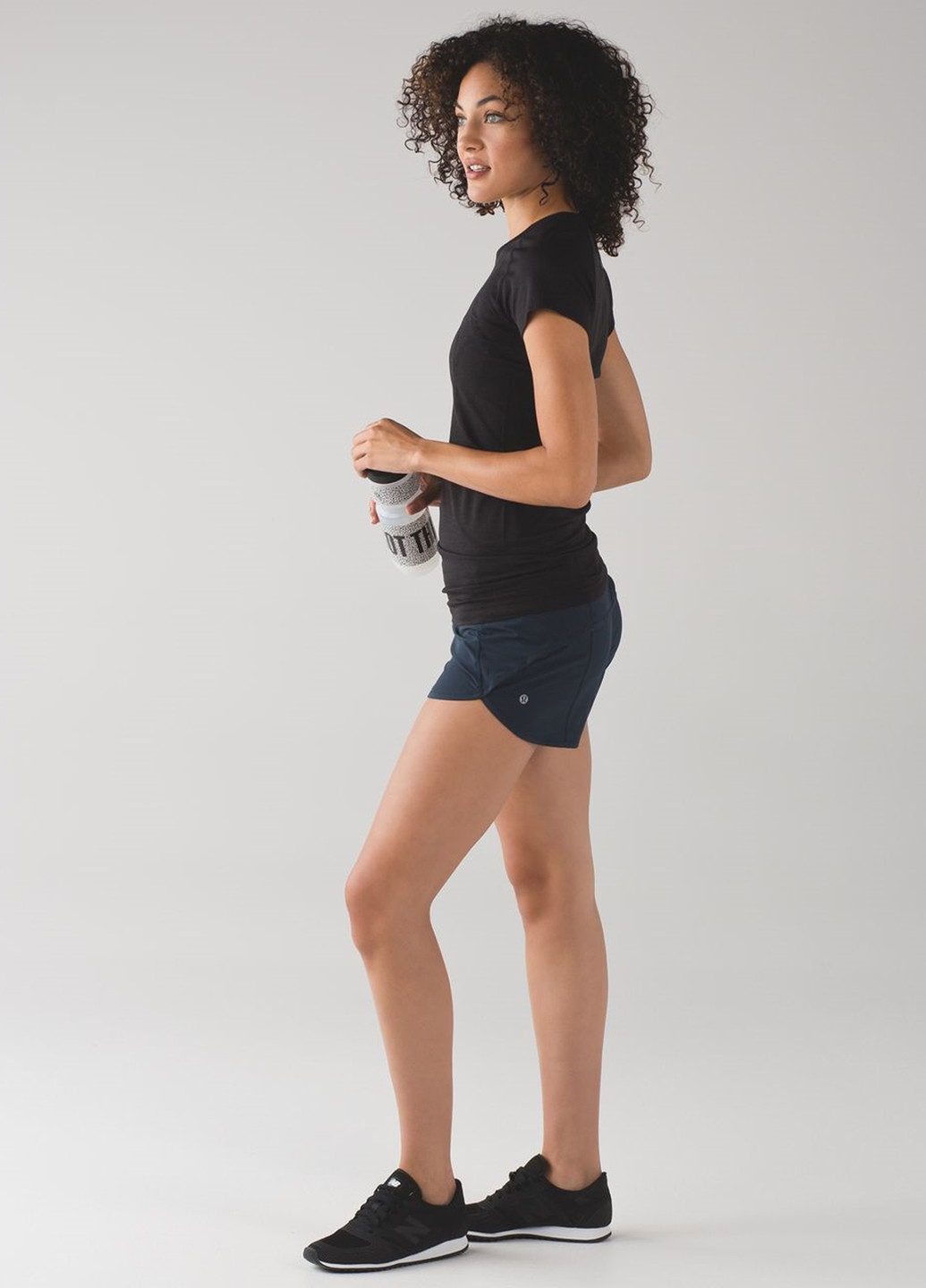 Шорты Lululemon Athletica (349512360)