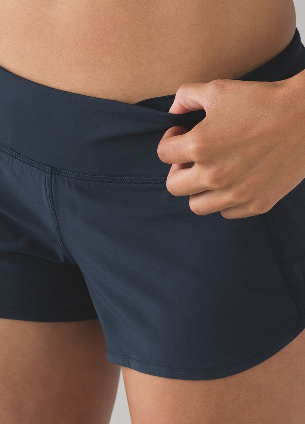 Шорты Lululemon Athletica (349512360)