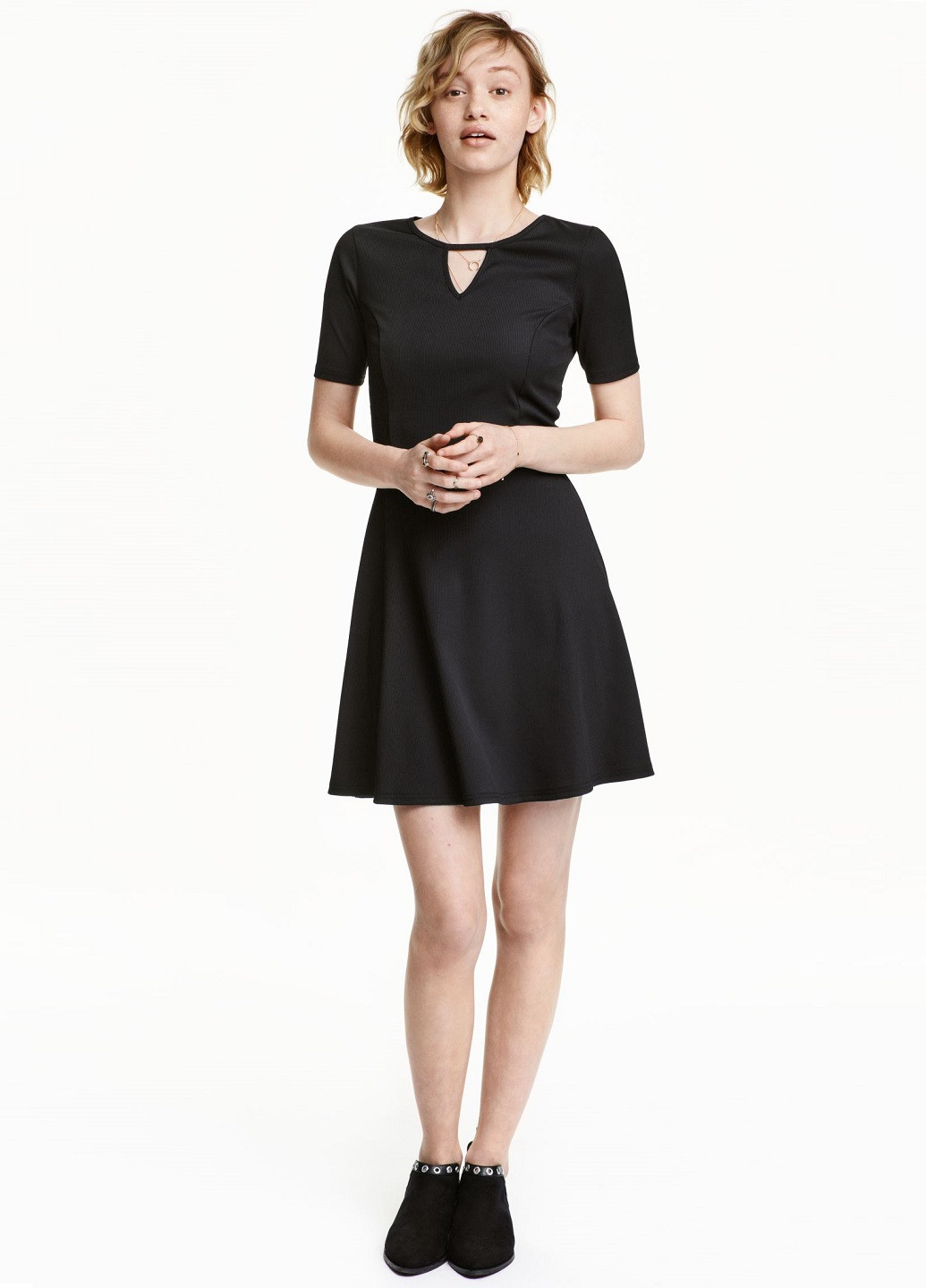 Чорна кежуал сукня кльош H&M однотонна