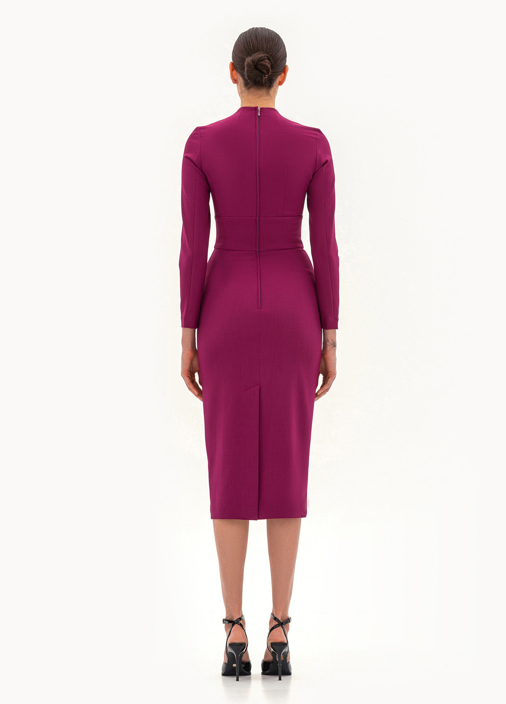 Фуксинова (кольору Фукія) ділова, кежуал сукня футляр BGL однотонна