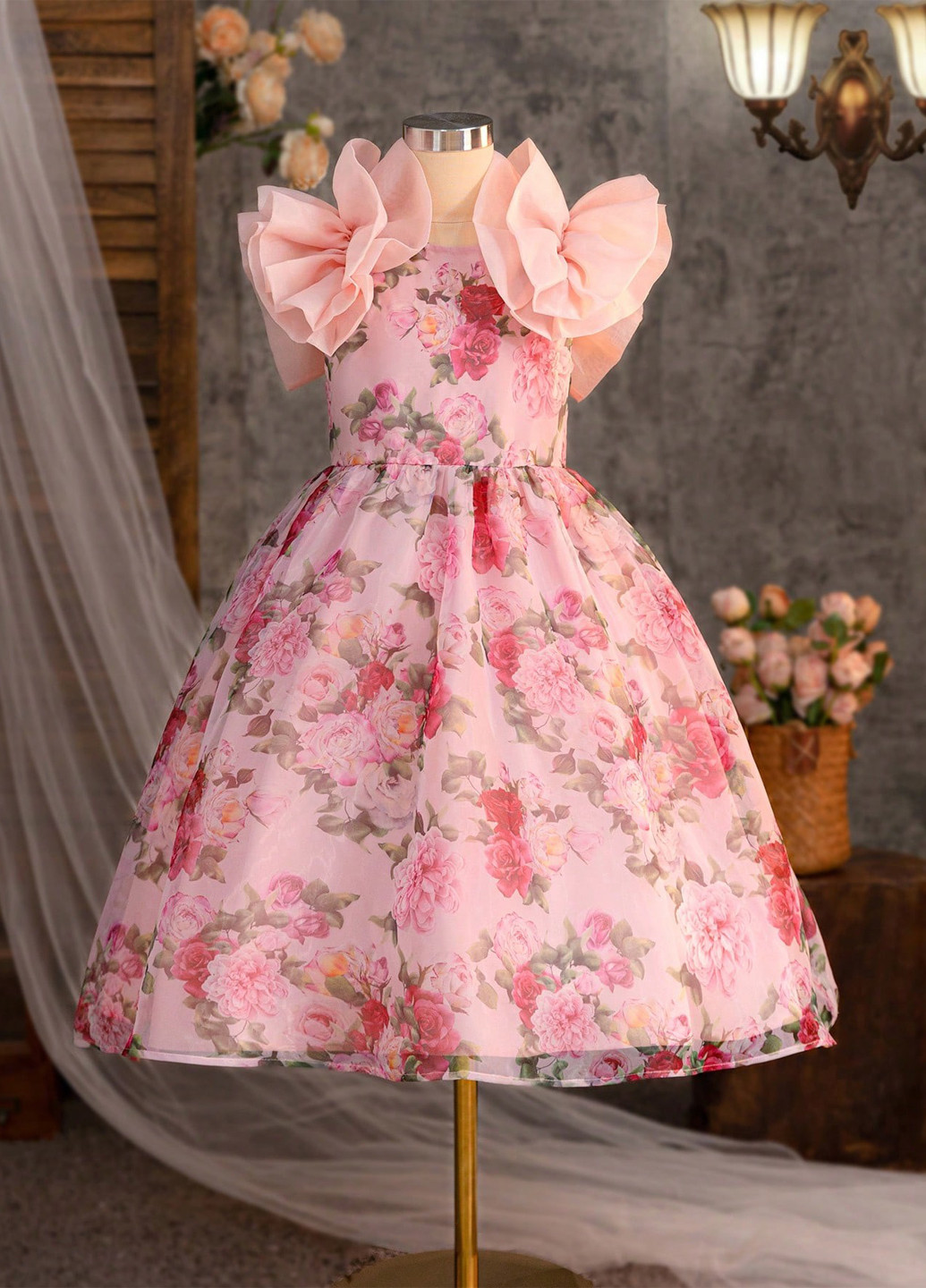 Світло-рожева сукня SHEIN (325533809)