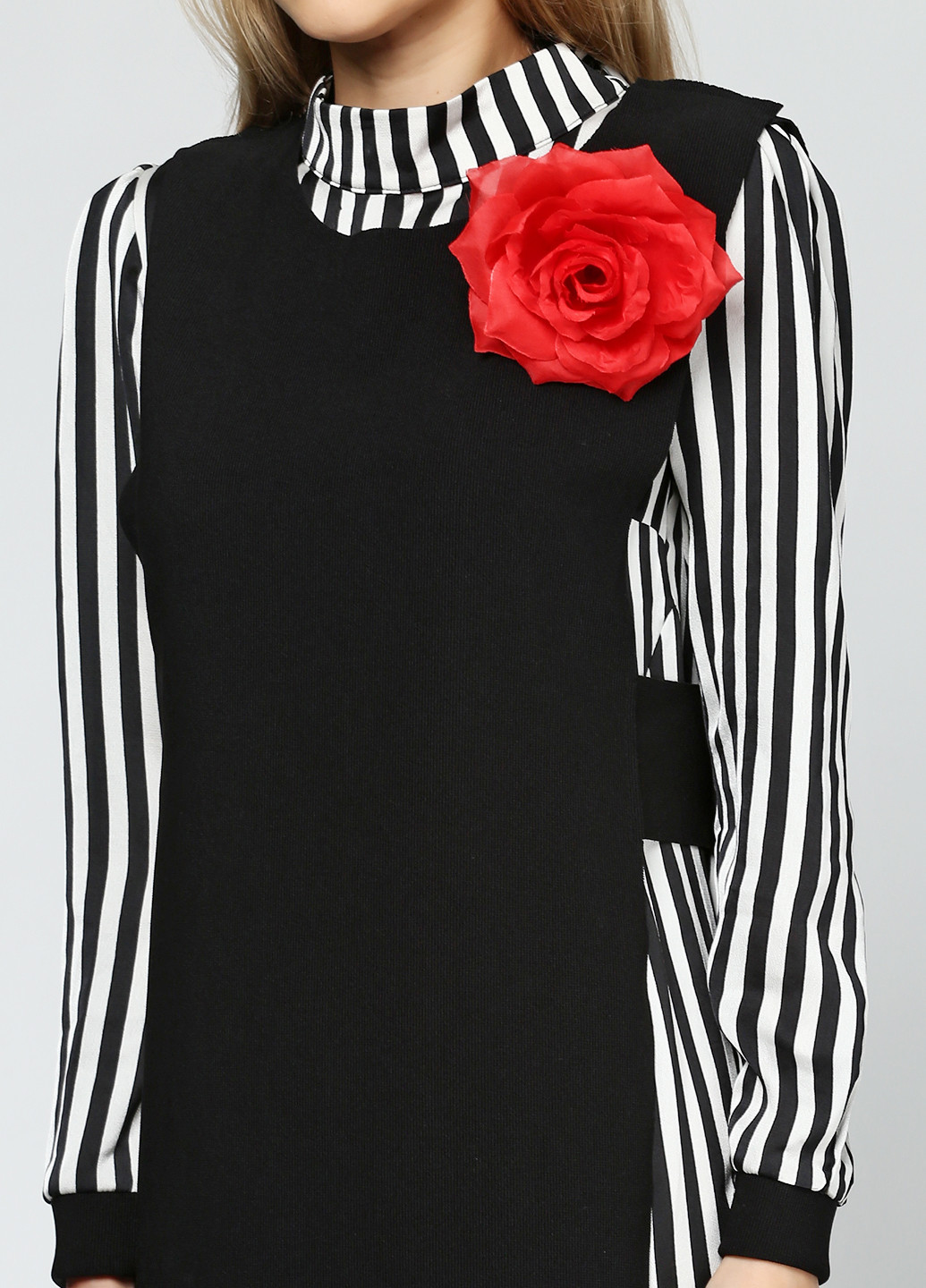 Черный демисезонный комплект (платье, жилет, брошь) Arizona