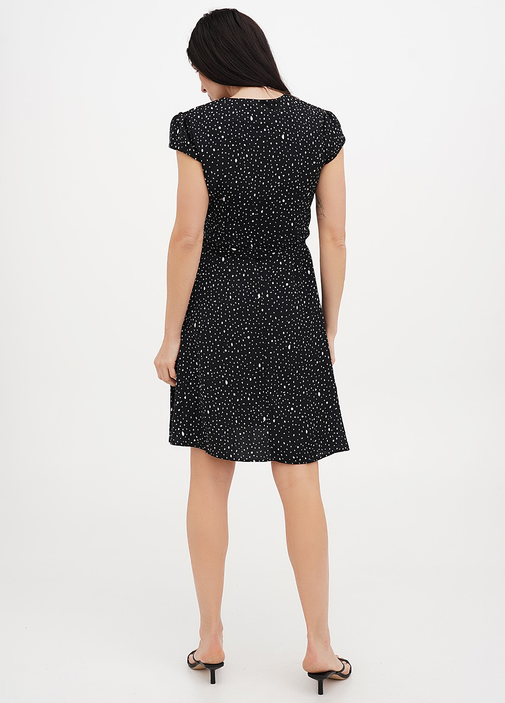 Черное кэжуал платье клеш Vicolo в горошек