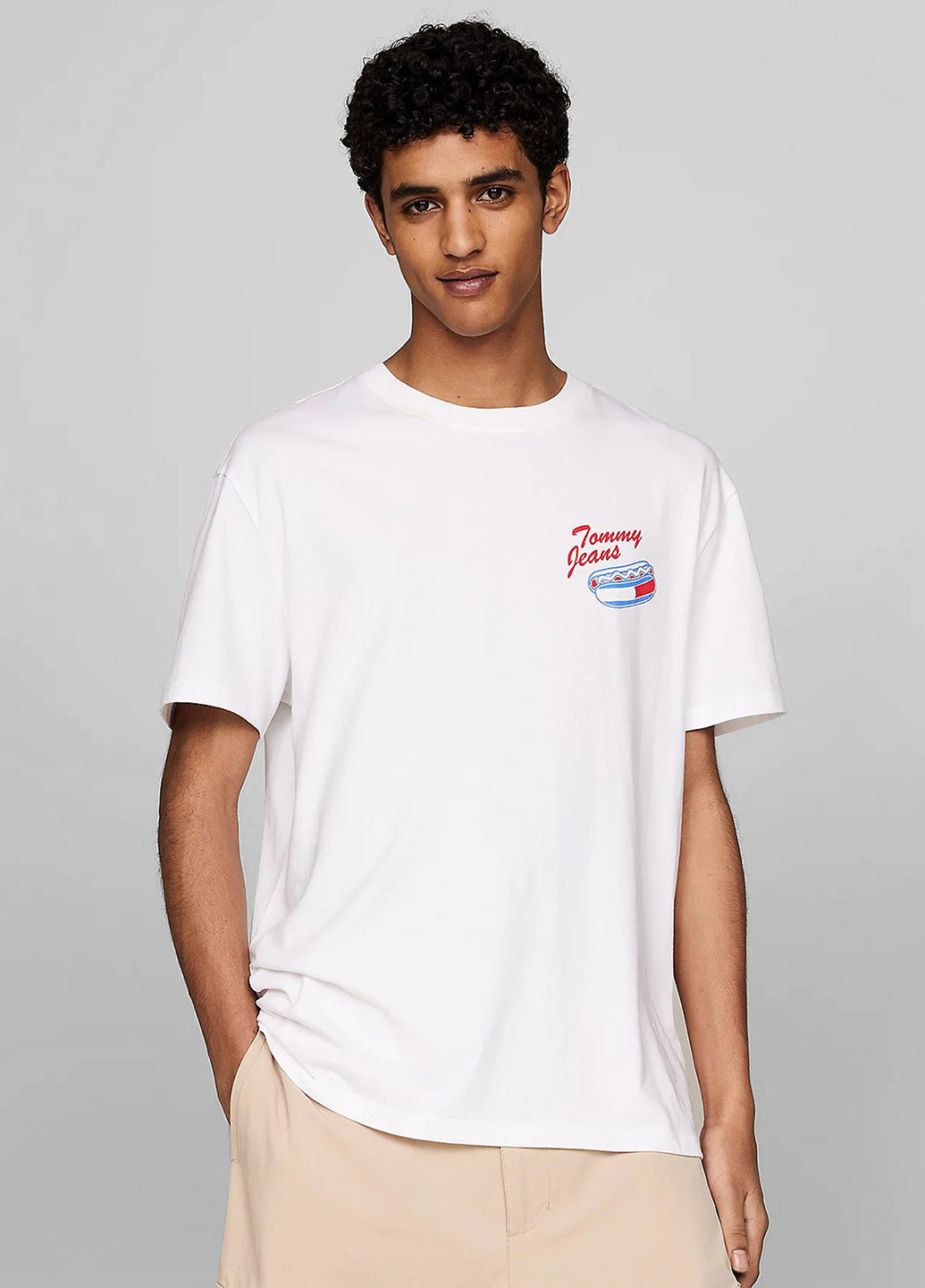 Белая футболка Tommy Jeans