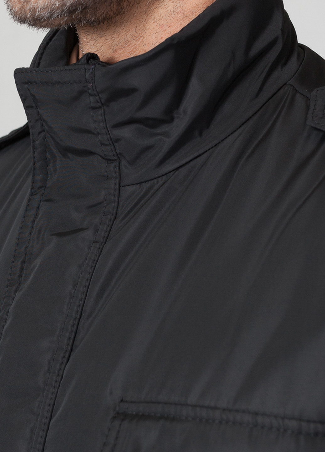 Черная демисезонная куртка Arber