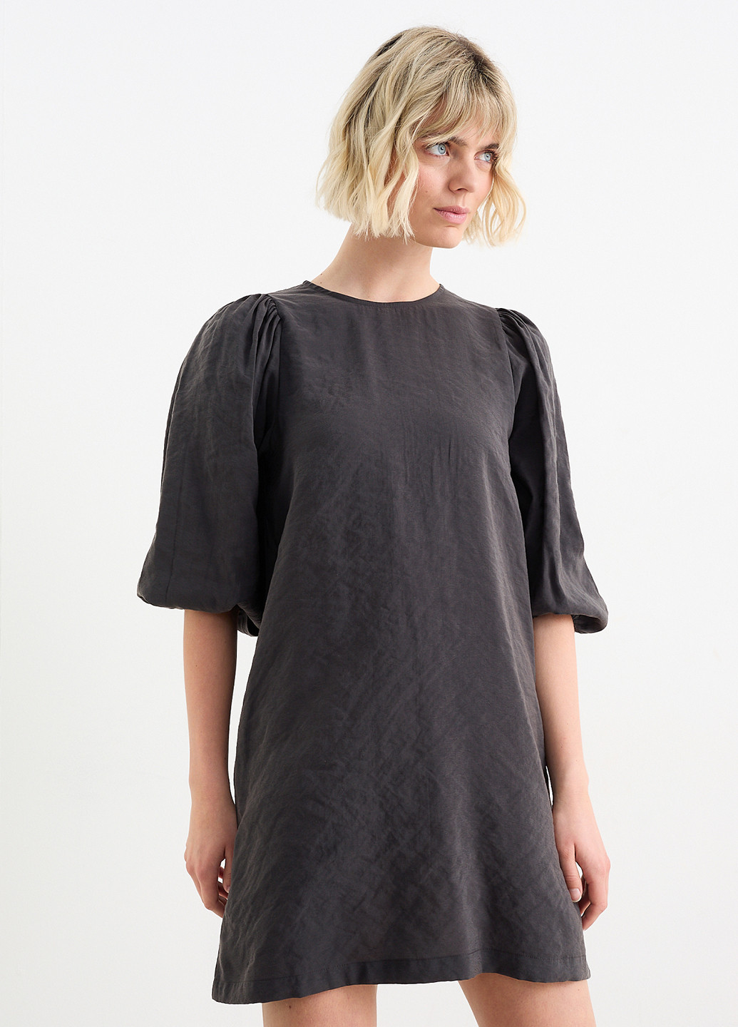 Темно-серое кэжуал платье а-силуэт C&A однотонное