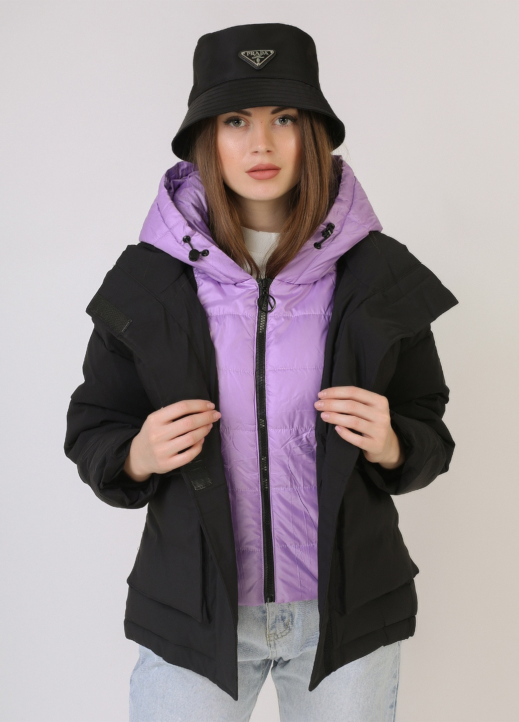 Чорна демісезонна стильна куртка з накладними кишенями SNOW & PASSION