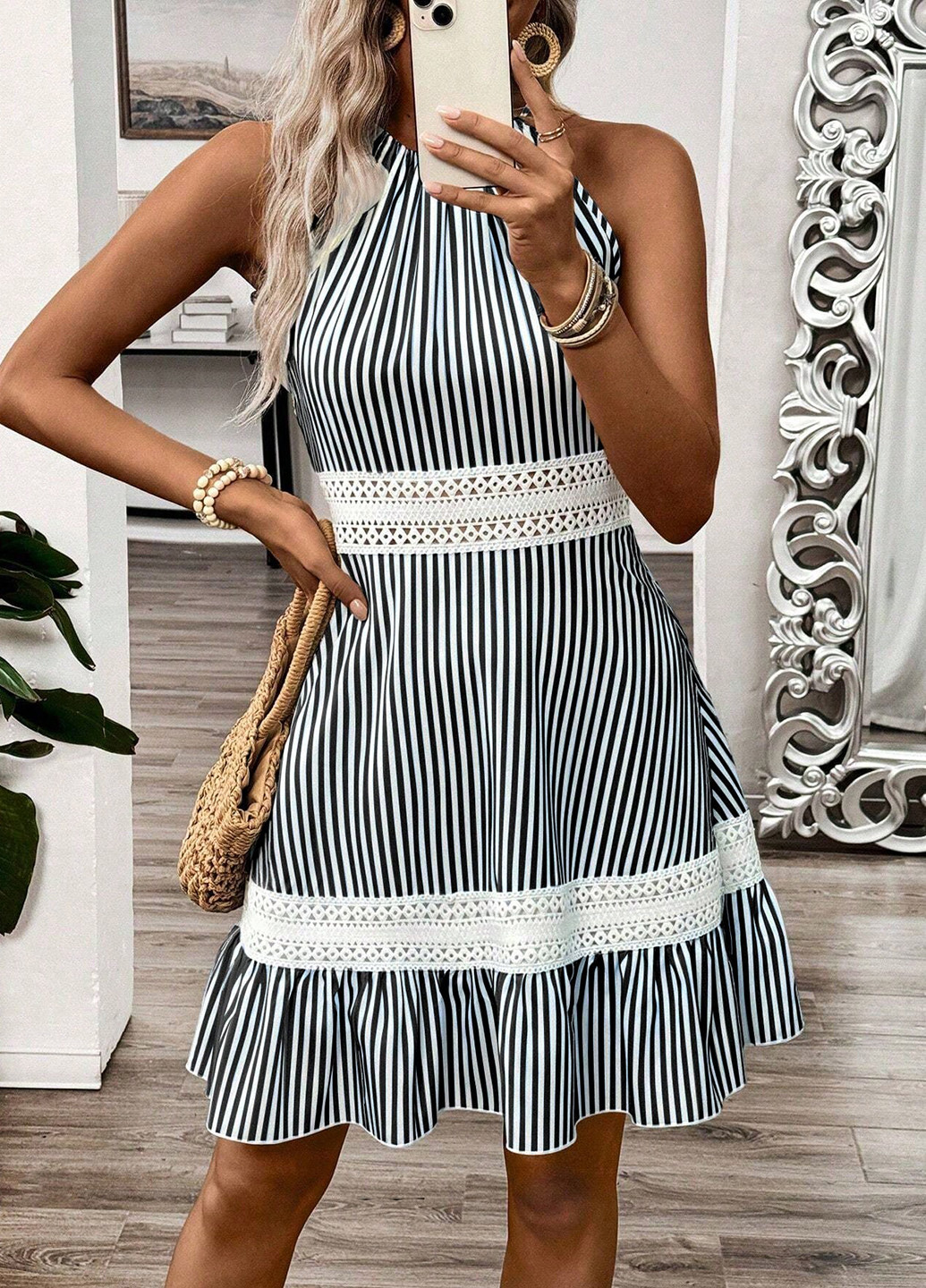 Чорно-білий кежуал сукня з відкритою спиною SHEIN в смужку