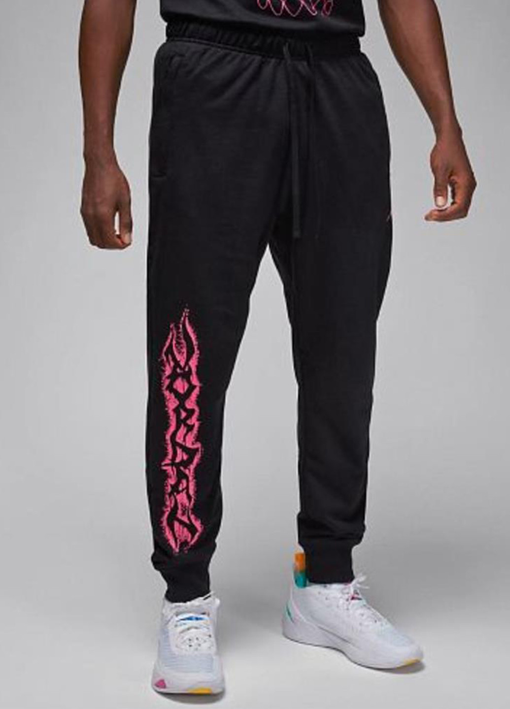 Черные спортивные демисезонные джоггеры брюки Jordan