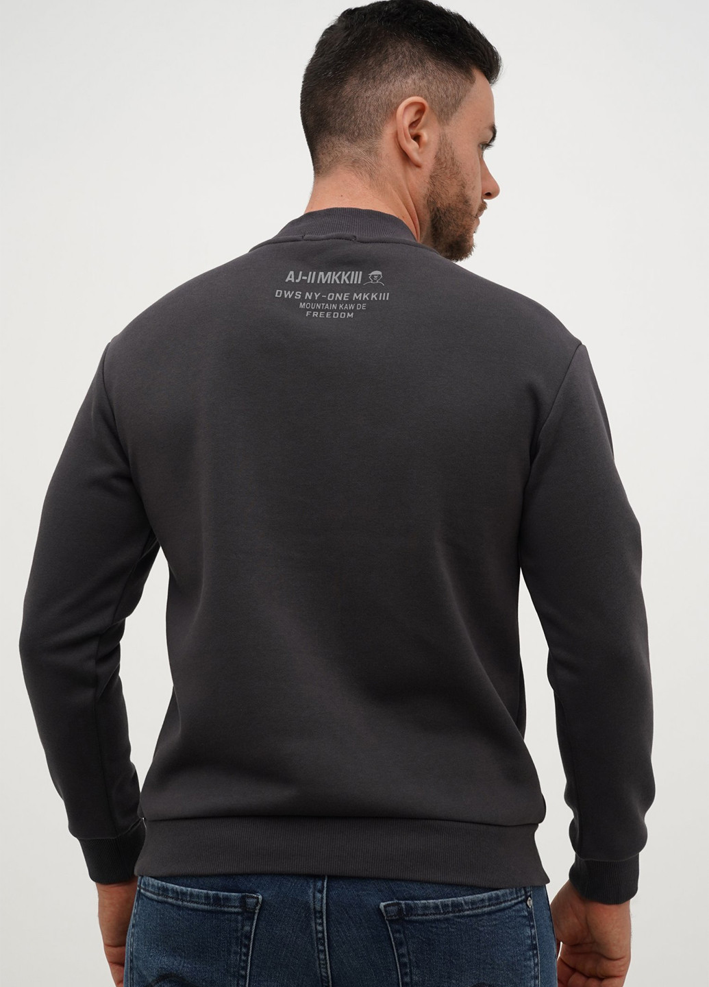 Темно-серый свитшот Trend Collection надпись без декора (305300826)