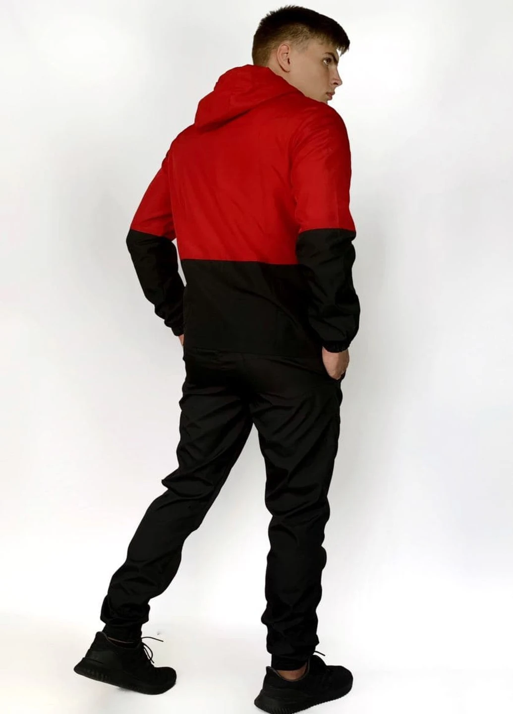 Червоний демісезонний костюм softshell light червоно-чорний Intruder