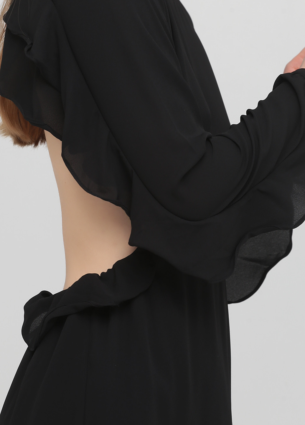 Чорна коктейльна сукня з відкритою спиною Fayt однотонна