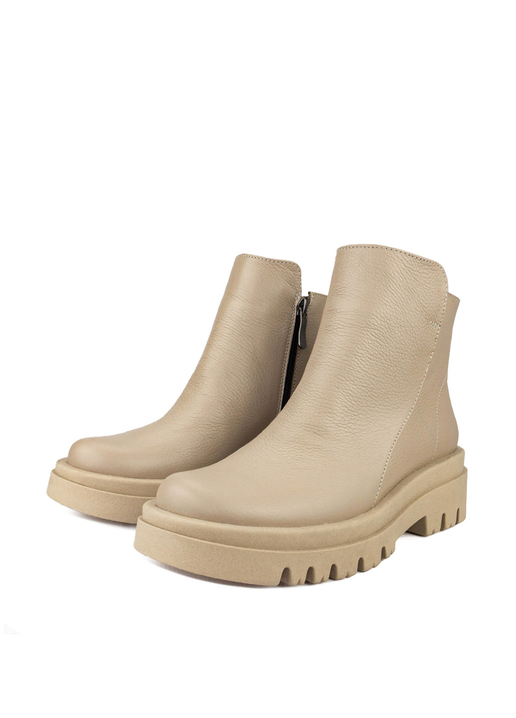 Осенние ботинки Alromaro на тракторной подошве