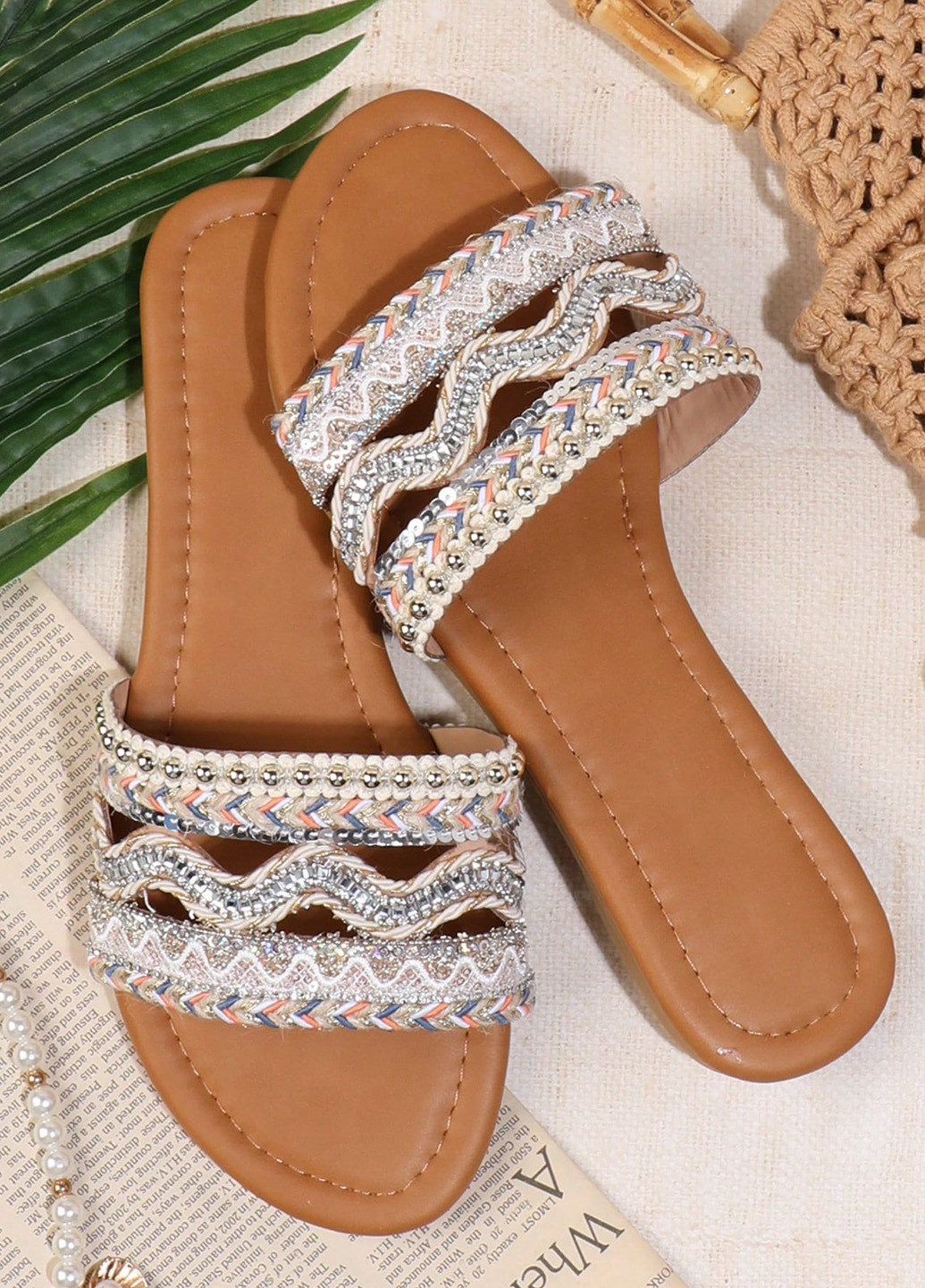 Цветные шлепанцы SHEIN со стразами, с вышивкой, с бусинами