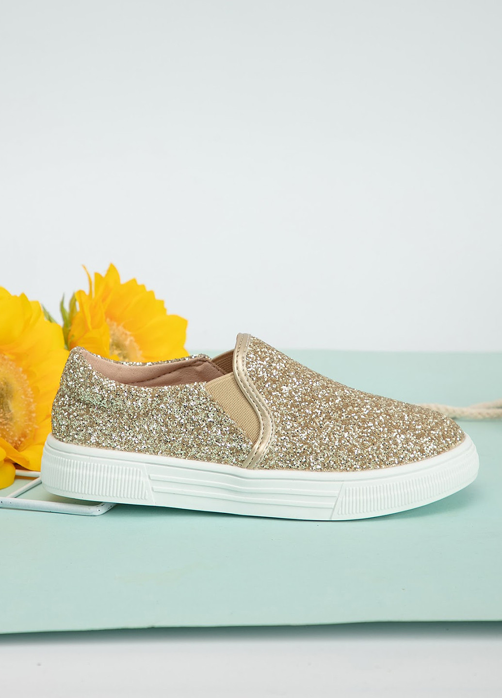 Золотые слипоны SHEIN с глиттером