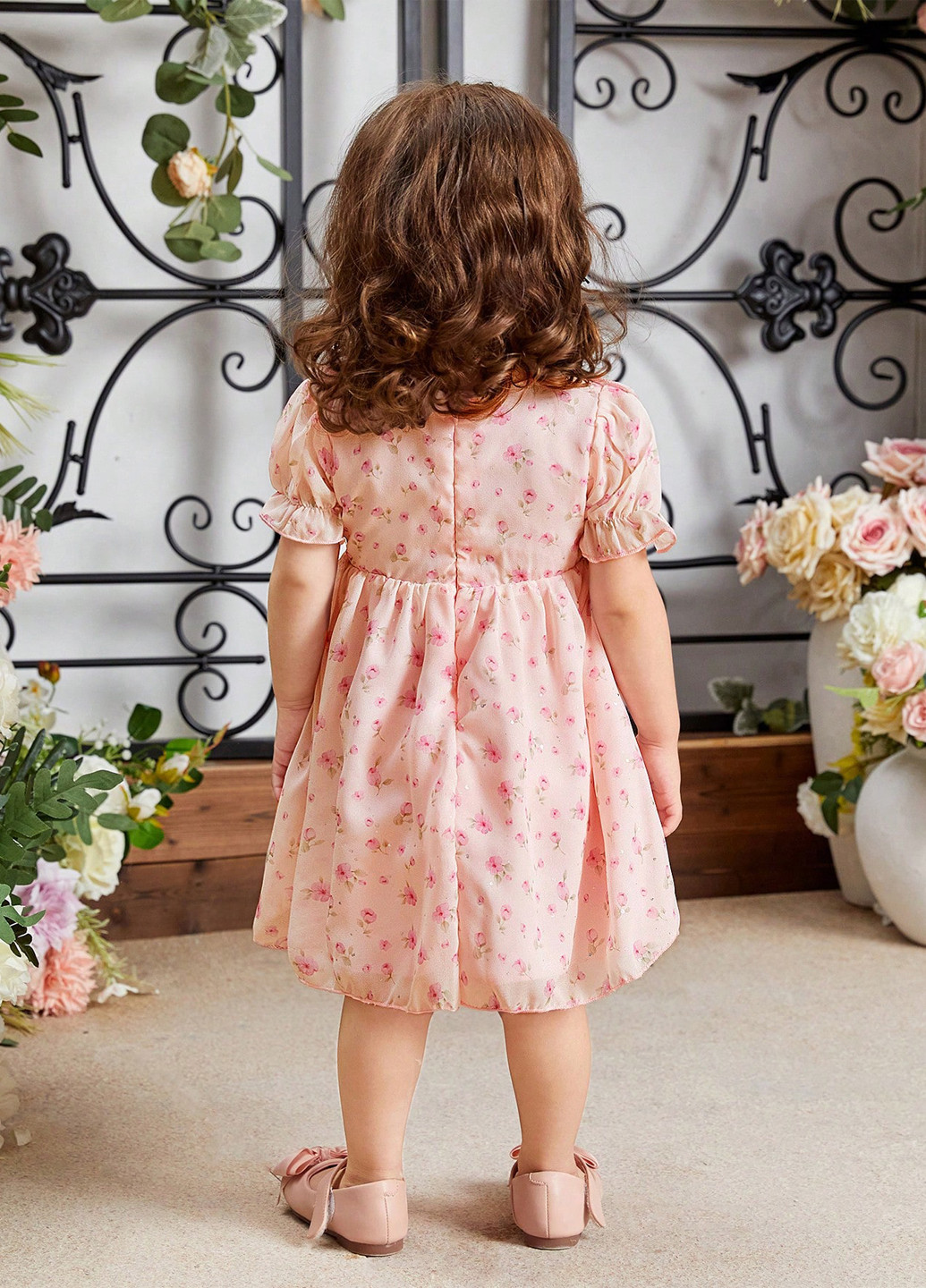 Светло-розовое платье SHEIN (326580640)