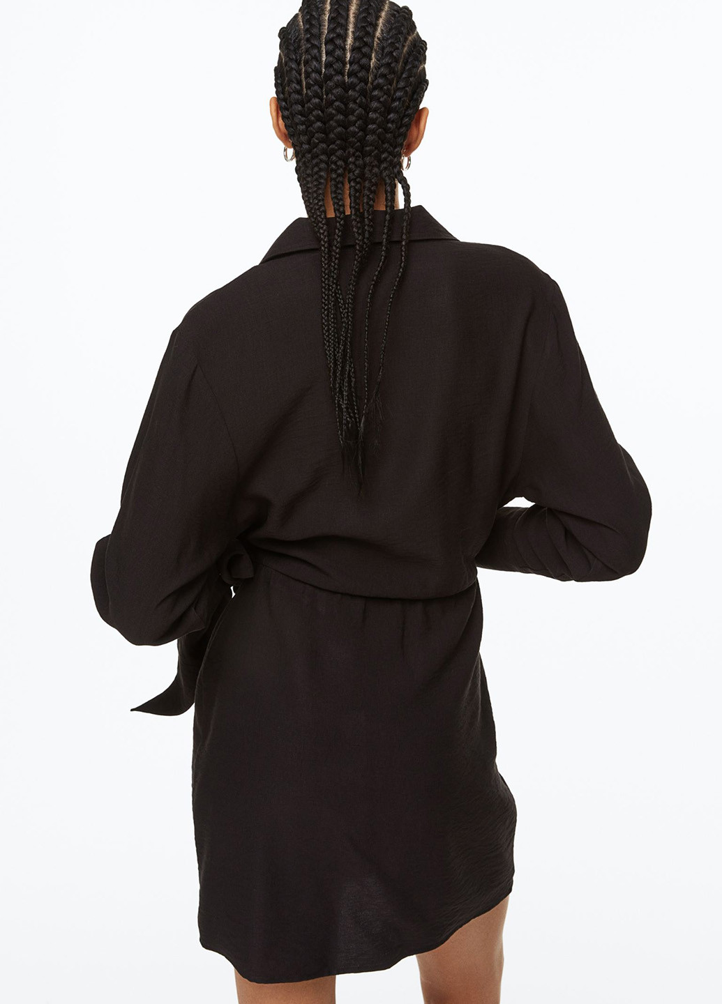 Чорна кежуал сукня на запах H&M однотонна